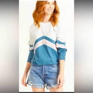 NWT Spiritual Gangster Crop Sweatshirt M